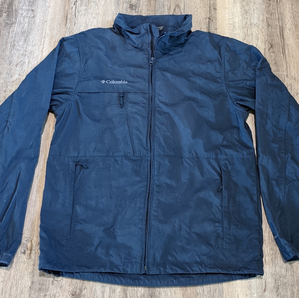 Men's lightweight Columbia jacket size medium